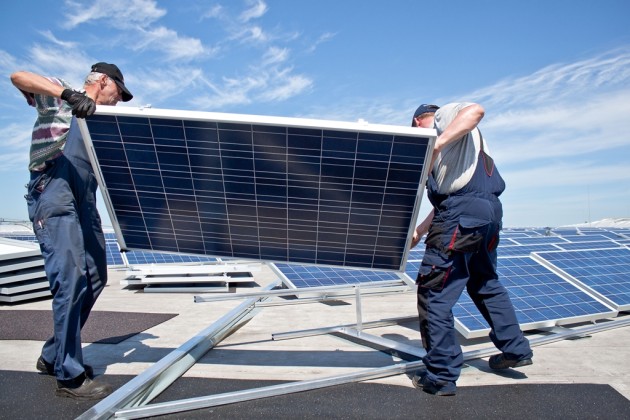 Німеччина має намір припинити субсидування сонячної енергетики до 2018 року