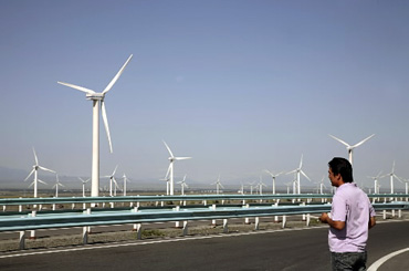 Китай став лідером на ринку поновлюваних енергоресурсів