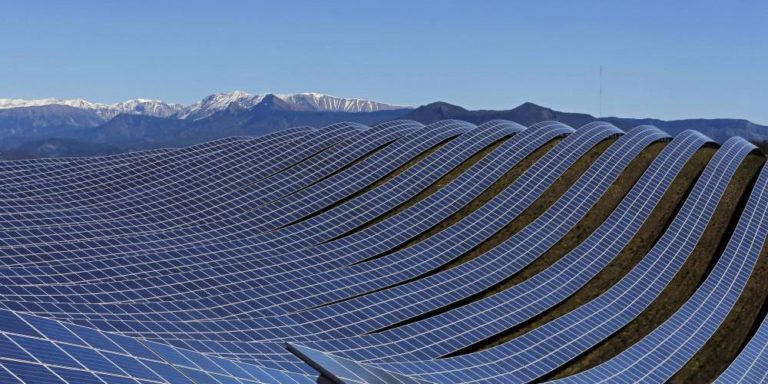 Починається будівництво найбільшої в світі сонячної електростанції