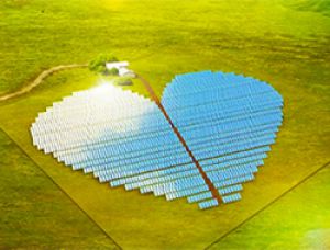 Сонячна електростанція у формі серця