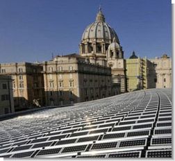 У Папи Римського тепер сонячний дах