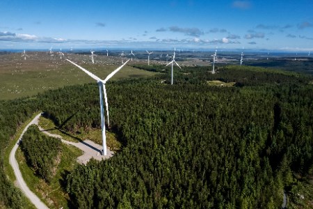 FuturEnergy Ireland та SSE Renewables отримали дозвіл на будівництво вітрової електростанції Горт Уї Ратаїле. Перший крок до сталого енергетичного майбутнього: нова вітрова станція в Ірландії.