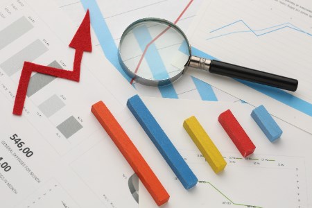 Глобальні прогнози GlobalData: потужність відновлювальної енергії досягне 11.2 ТВт до 2035 року