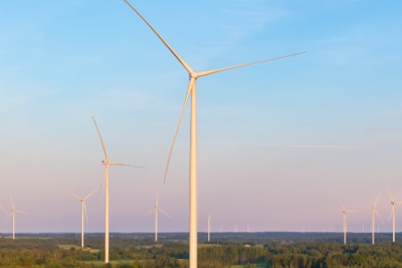 EBRD підтримує найбільшу наземну вітрову електростанцію в балтійському регіоні