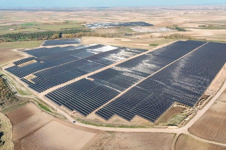 ib vogt продає сонячний проект Baobab компанії EOS NER Solar España