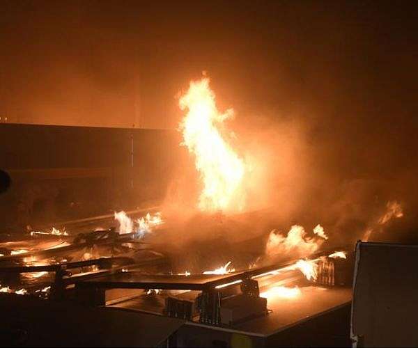 SwRI досліджує поведінку сонячних панелей на дахах під час пожежі та варіанти їхнього захисту